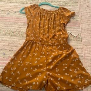 Orange flower romper. (Kids girls)